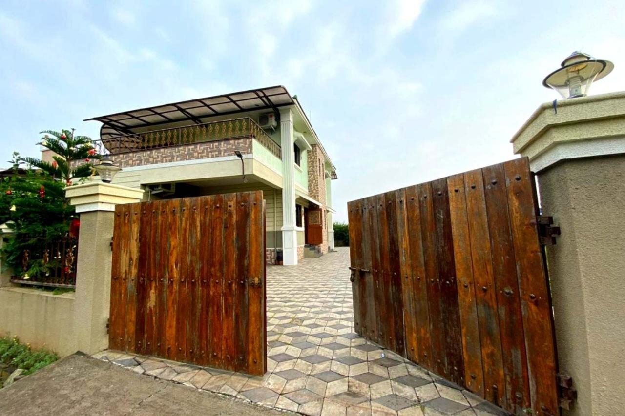 Villa Nessies Alībāg Esterno foto